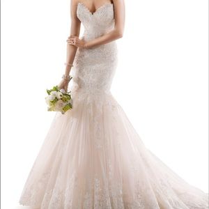 Stunning Maggie Sottero Marianne Wedding dress